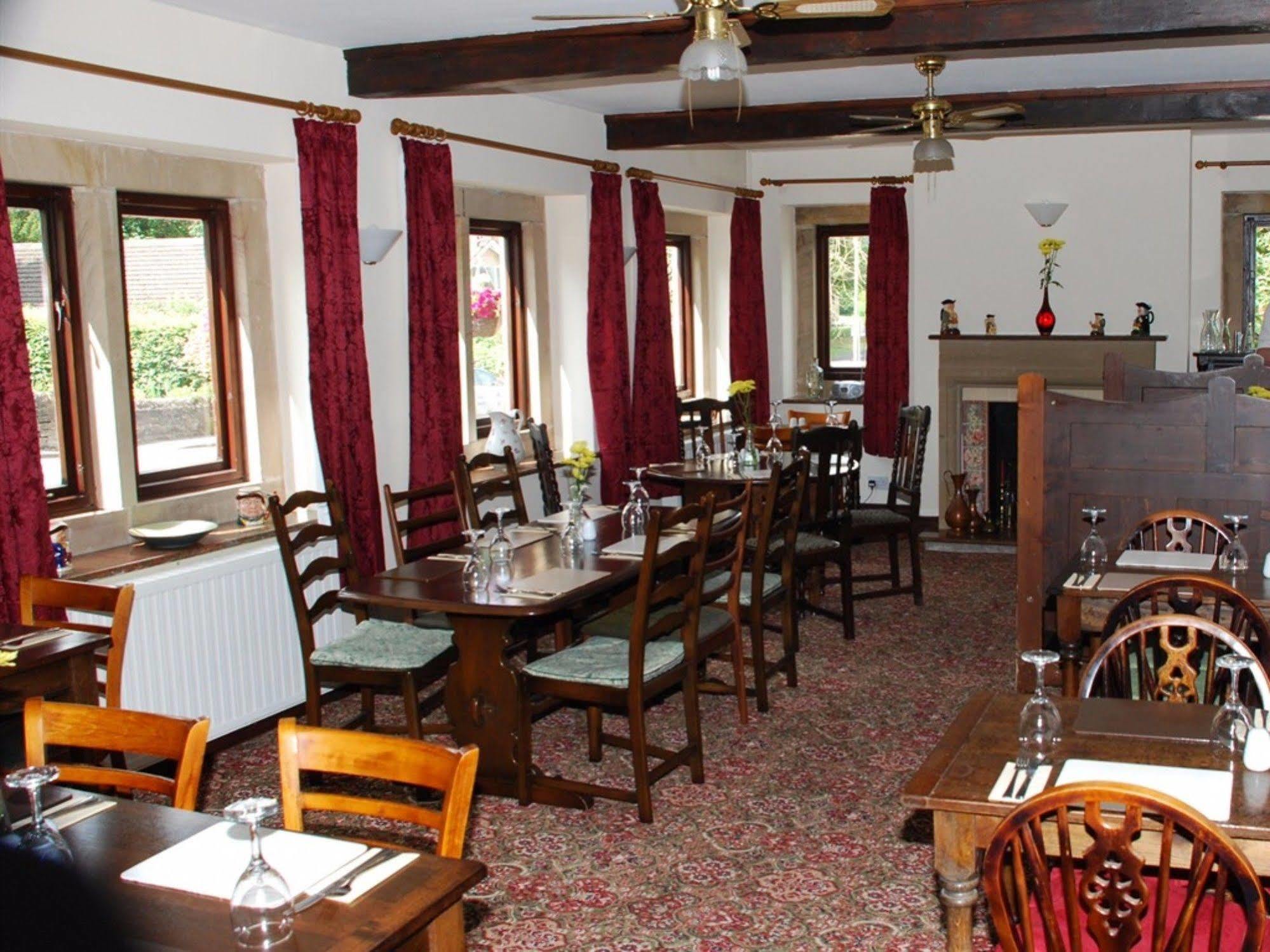 מטלוק The Jug And Glass Inn מראה חיצוני תמונה